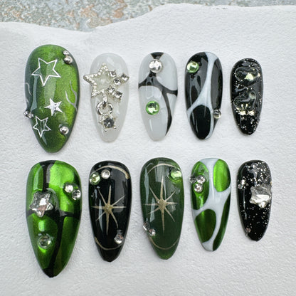 Handmade Nails/custom press on nails/party press on nails/Flakes for nails/Beautiful nails gift/nail art/Long nails/Almond nails