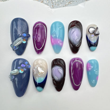 Handmade Nails/custom press on nails/party press on nails/Flakes for nails/Beautiful nails gift/nail art/Long nails/Almond nails